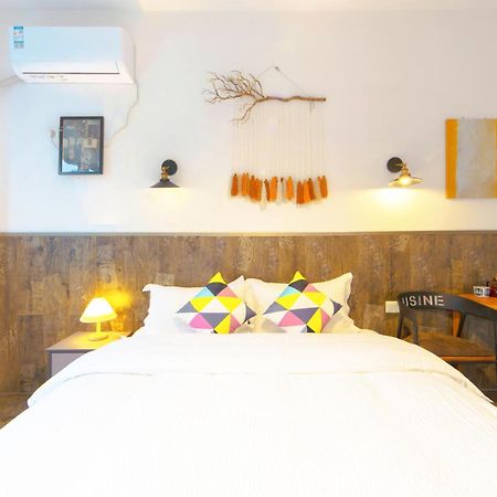觅你客栈 Hotel Жангжиаже Екстериор снимка