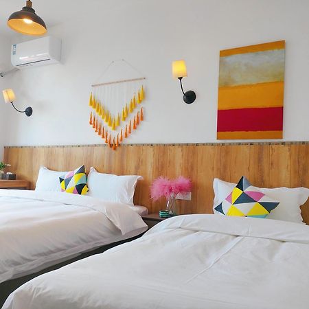 觅你客栈 Hotel Жангжиаже Екстериор снимка