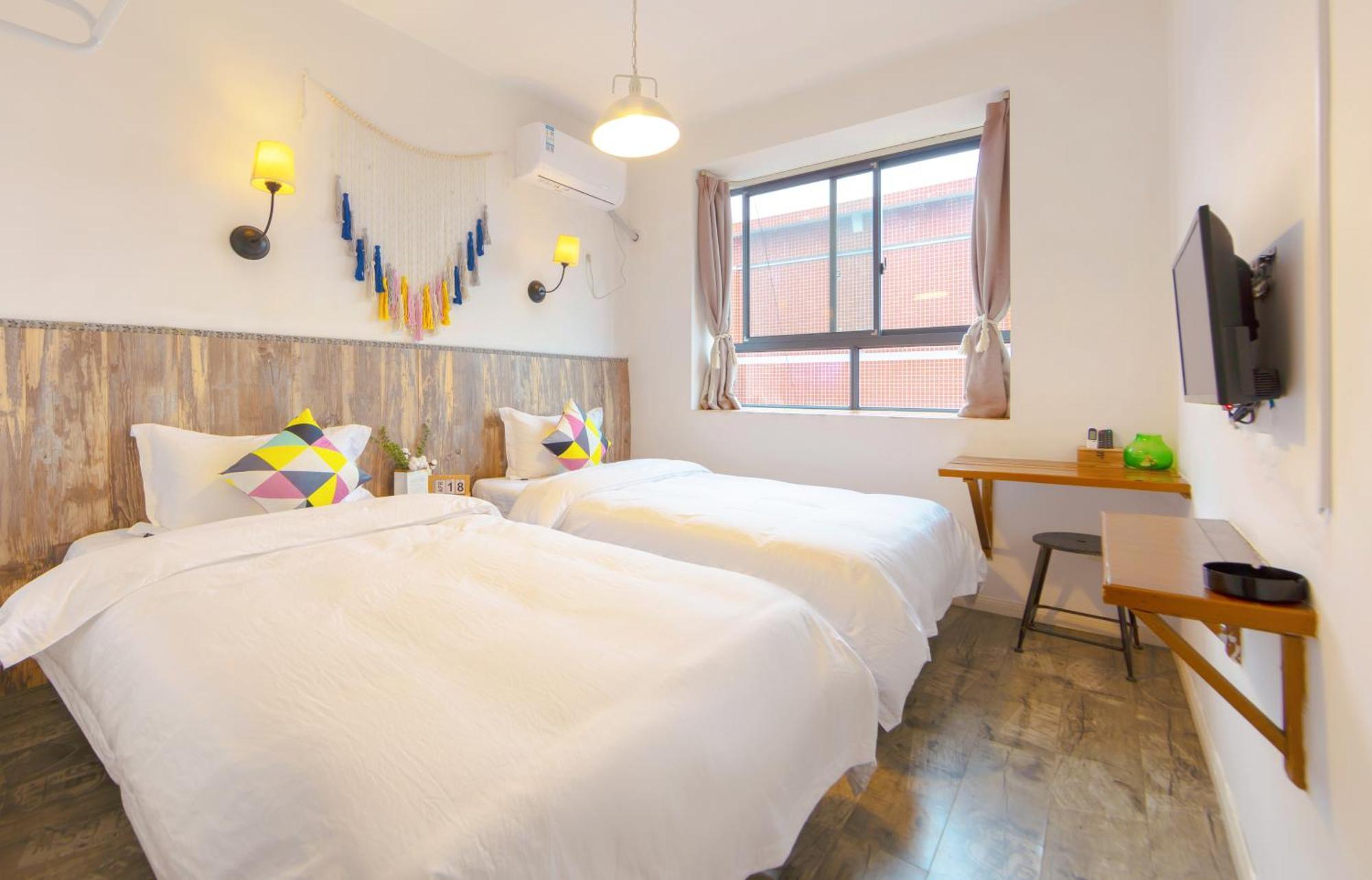 觅你客栈 Hotel Жангжиаже Екстериор снимка
